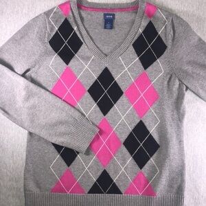 Izod like new vneck argyle sweater